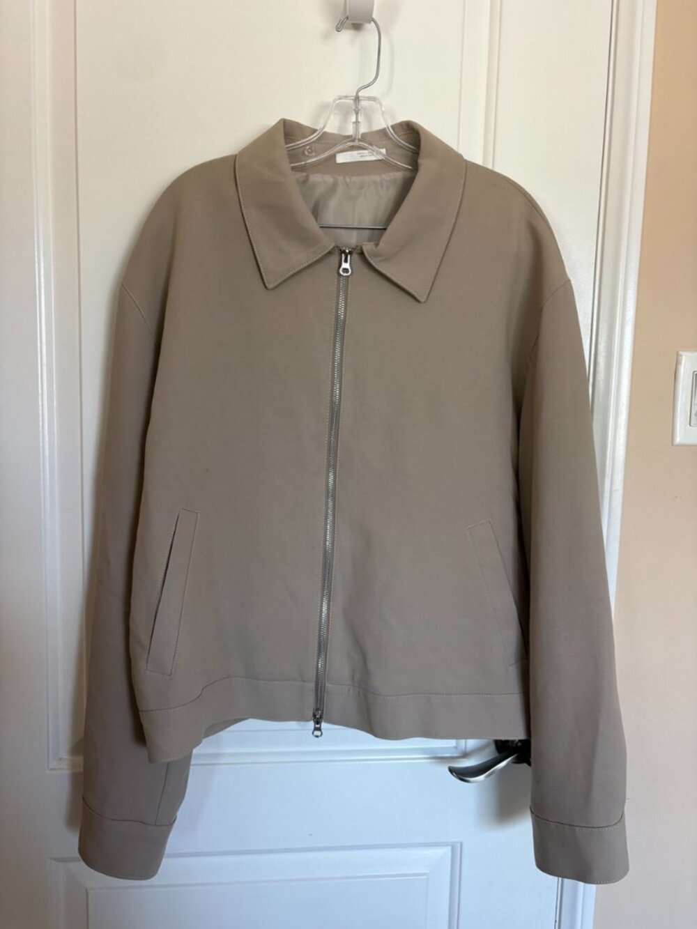 Men's Lightweight Zara Cream Jacket - LARGE